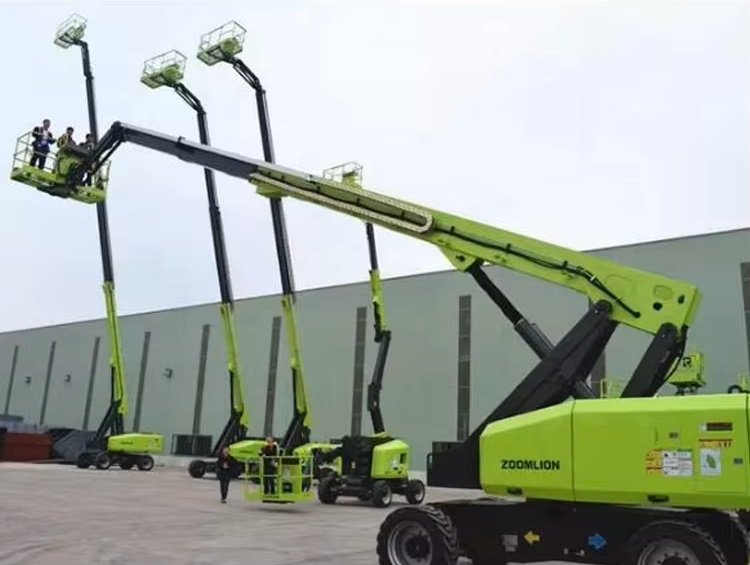 sewa boom lift 081270284894