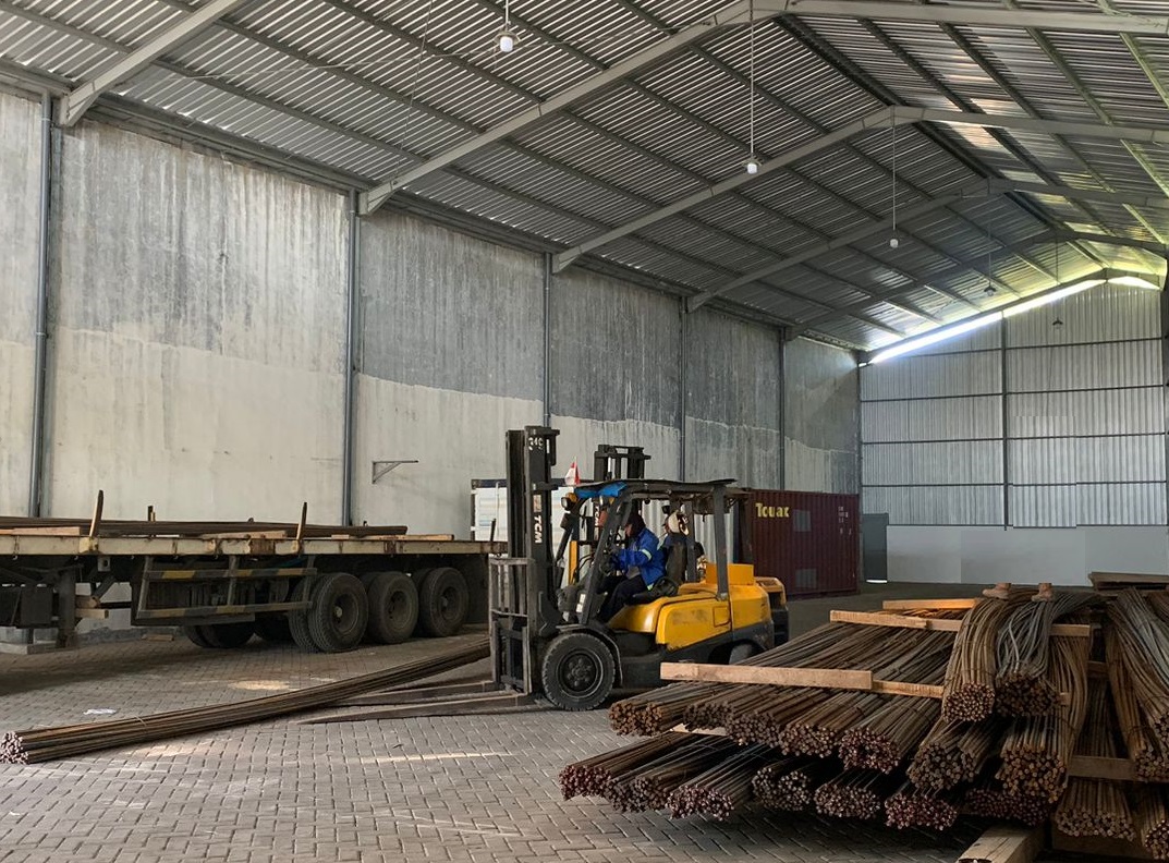 sewa Forklift Lidah Kulon – Lakarsantri